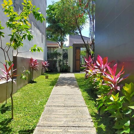 Vimala Hill Villa And Resort - 3 Bedrooms Богор Экстерьер фото